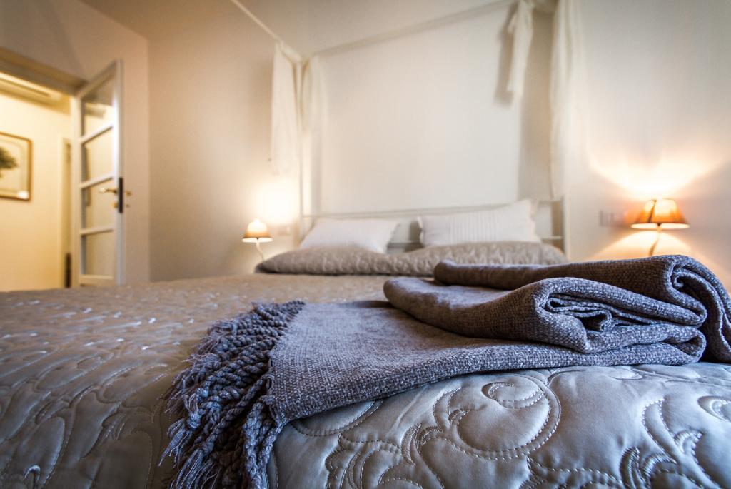 Regina 24 Apartment เชอร์นอบบิโอ ภายนอก รูปภาพ